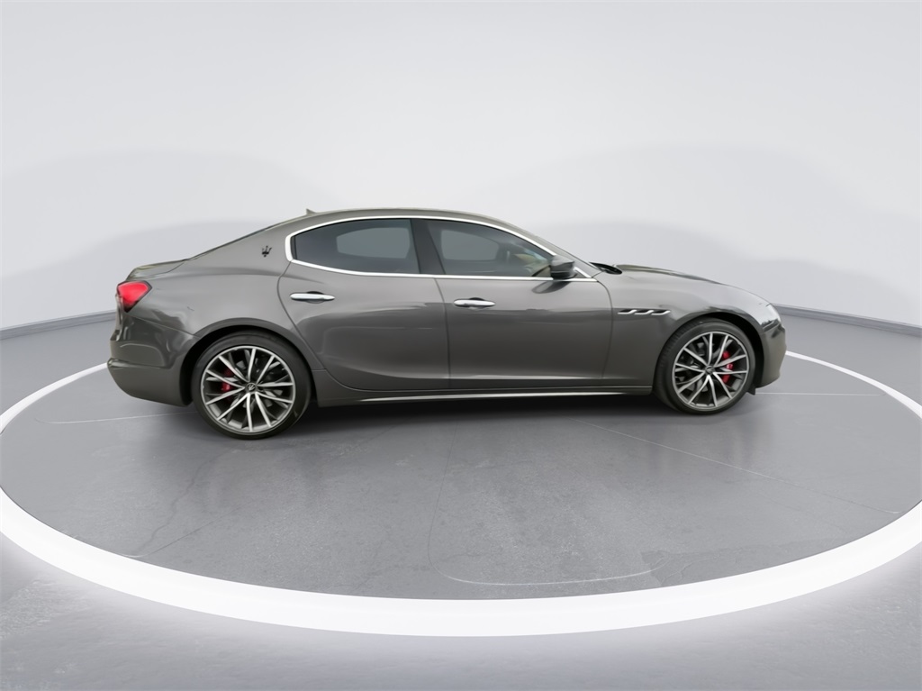 2023 Maserati Ghibli Modena Q4 11