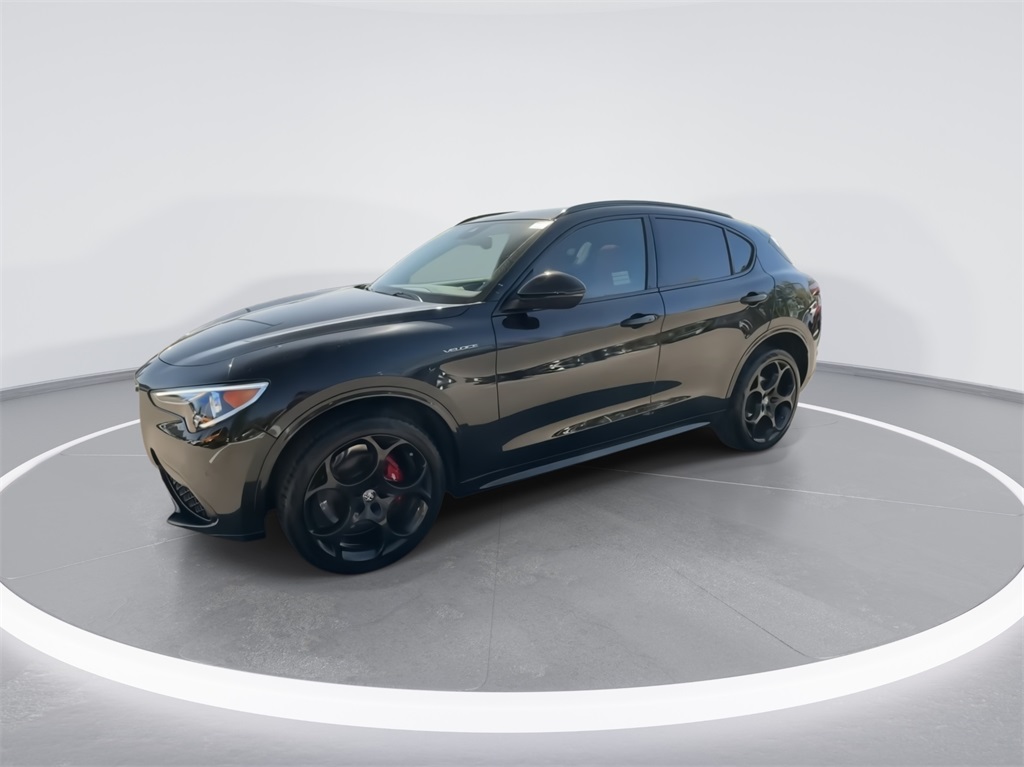 2023 Alfa Romeo Stelvio Veloce 5