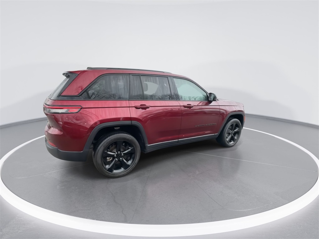 2023 Jeep Grand Cherokee Altitude 11