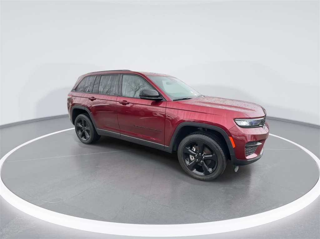 2023 Jeep Grand Cherokee Altitude 13