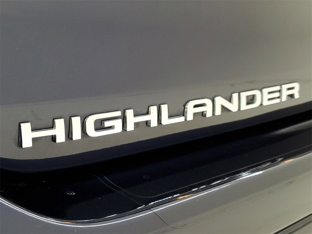 2023 Toyota Highlander XSE 34