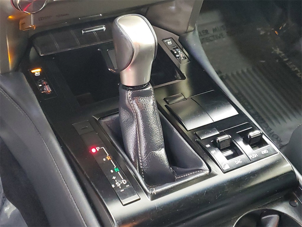 2020 Lexus GX 460 16