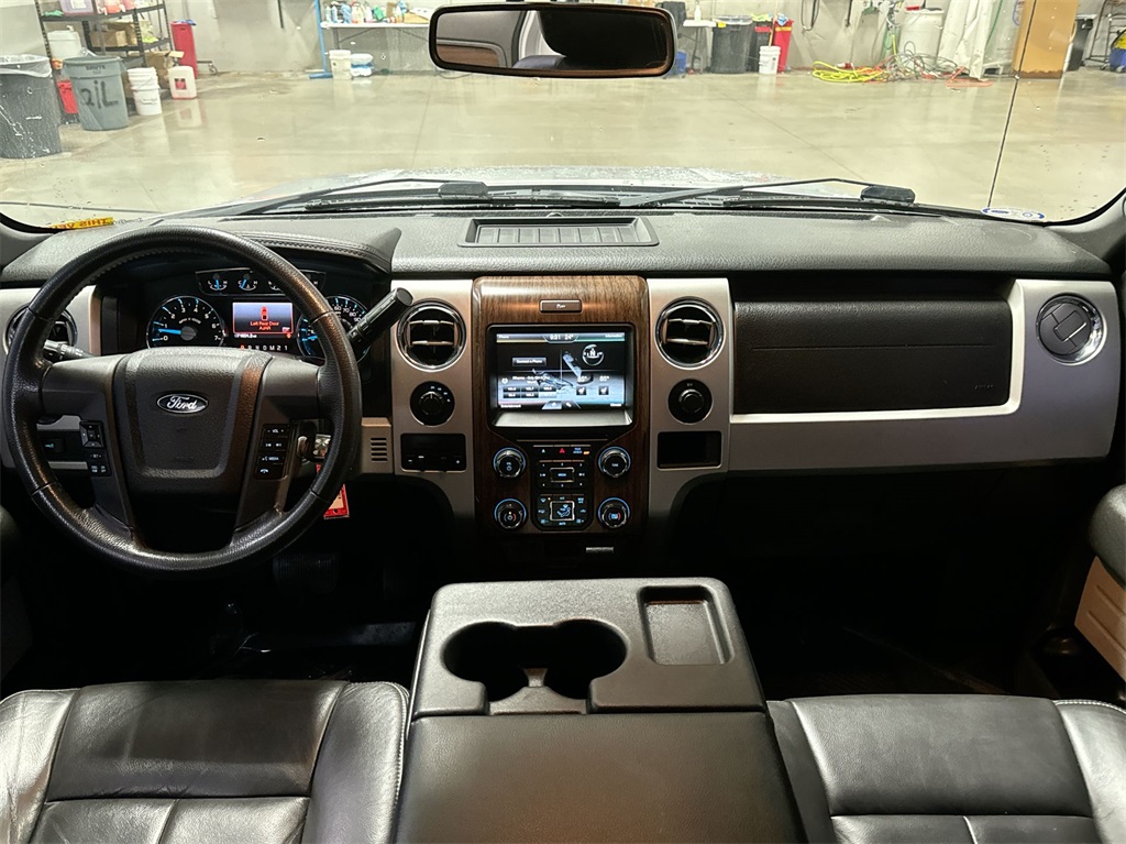 2013 Ford F-150 Lariat 8