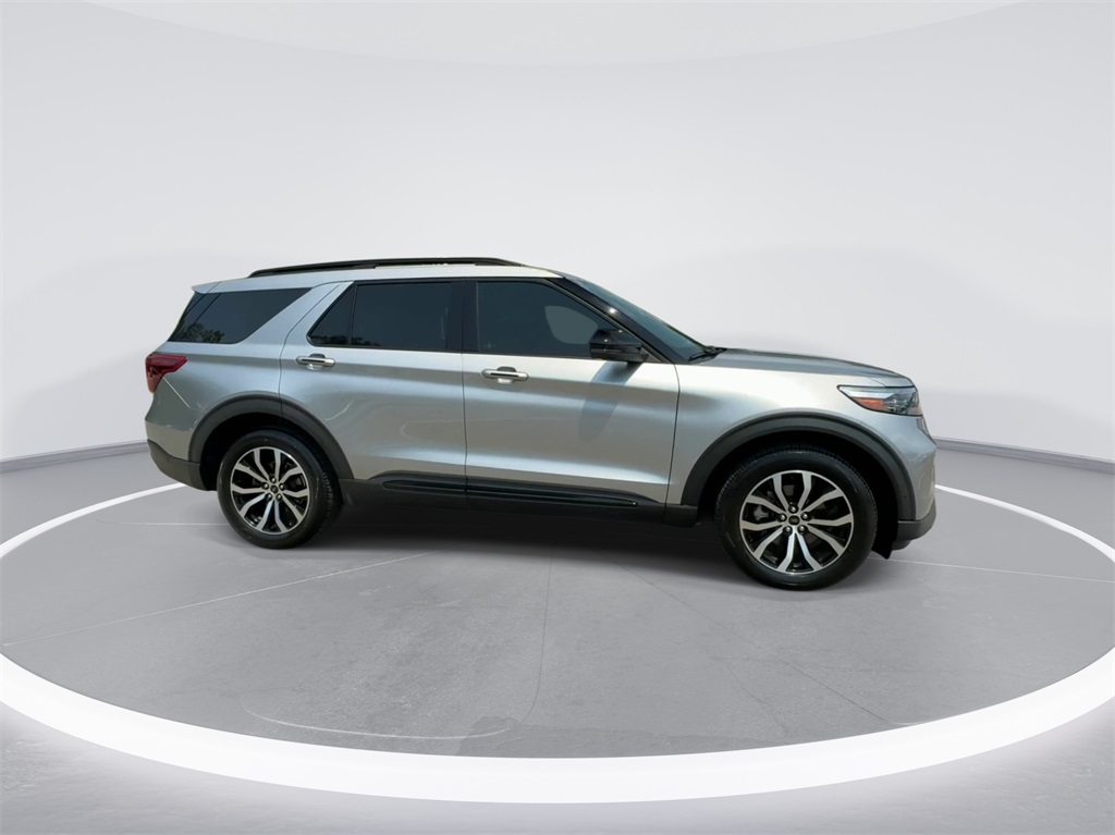 2021 Ford Explorer ST 12