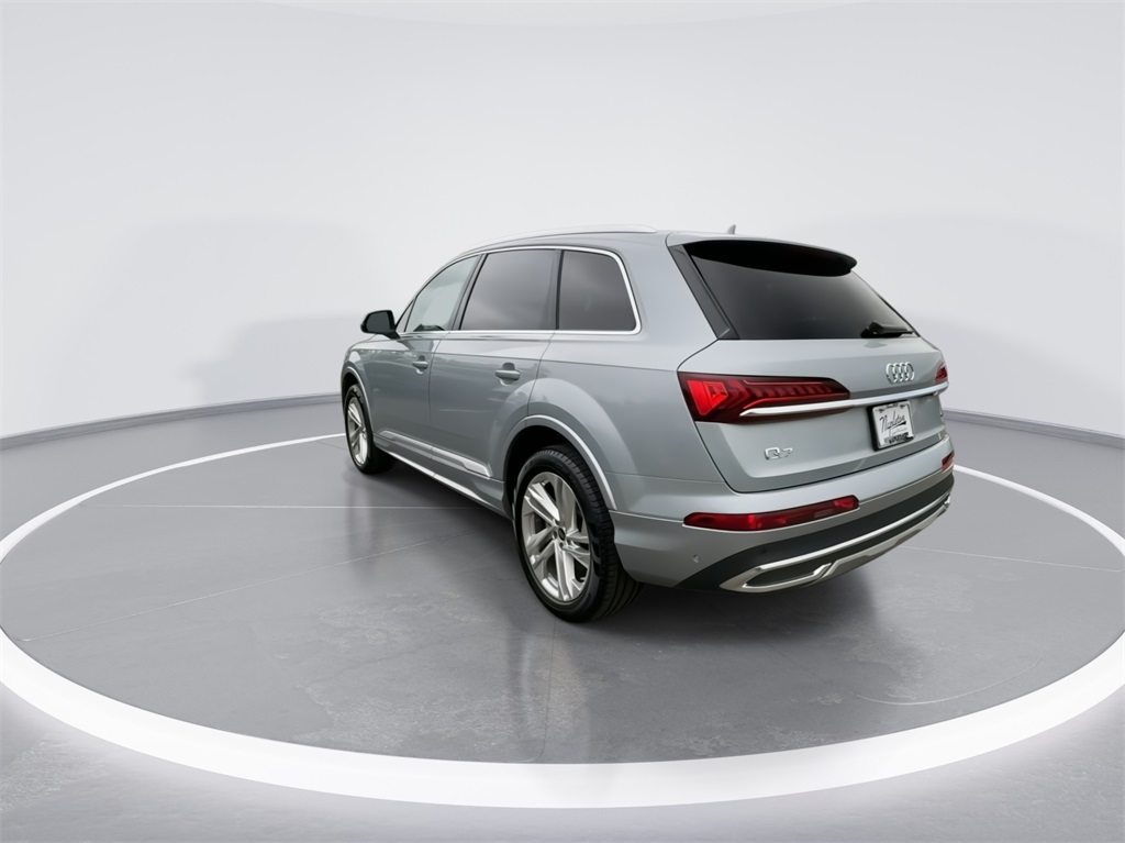 2024 Audi Q7 55 Premium Plus 8