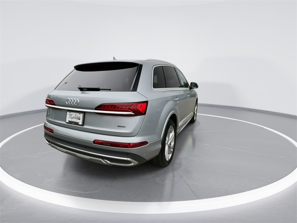 2024 Audi Q7 55 Premium Plus 10