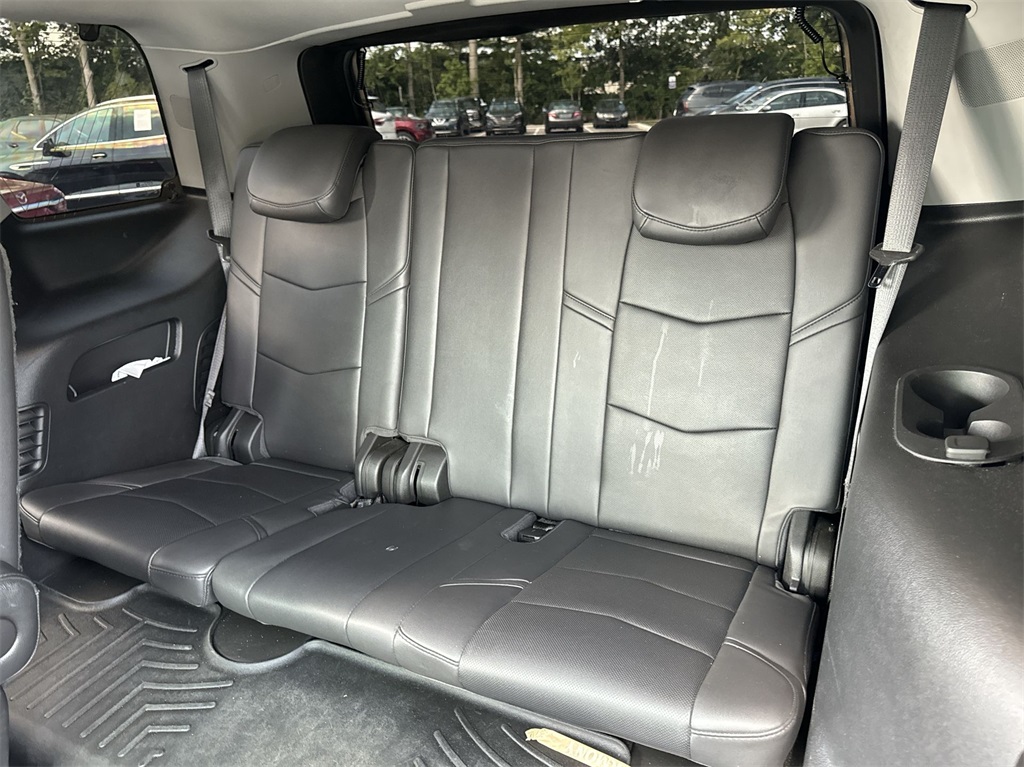 2018 Cadillac Escalade Premium Luxury 34