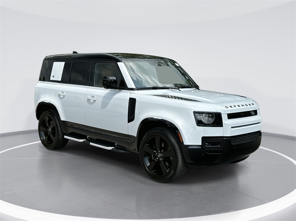 2023 Land Rover Defender 110 V8 1