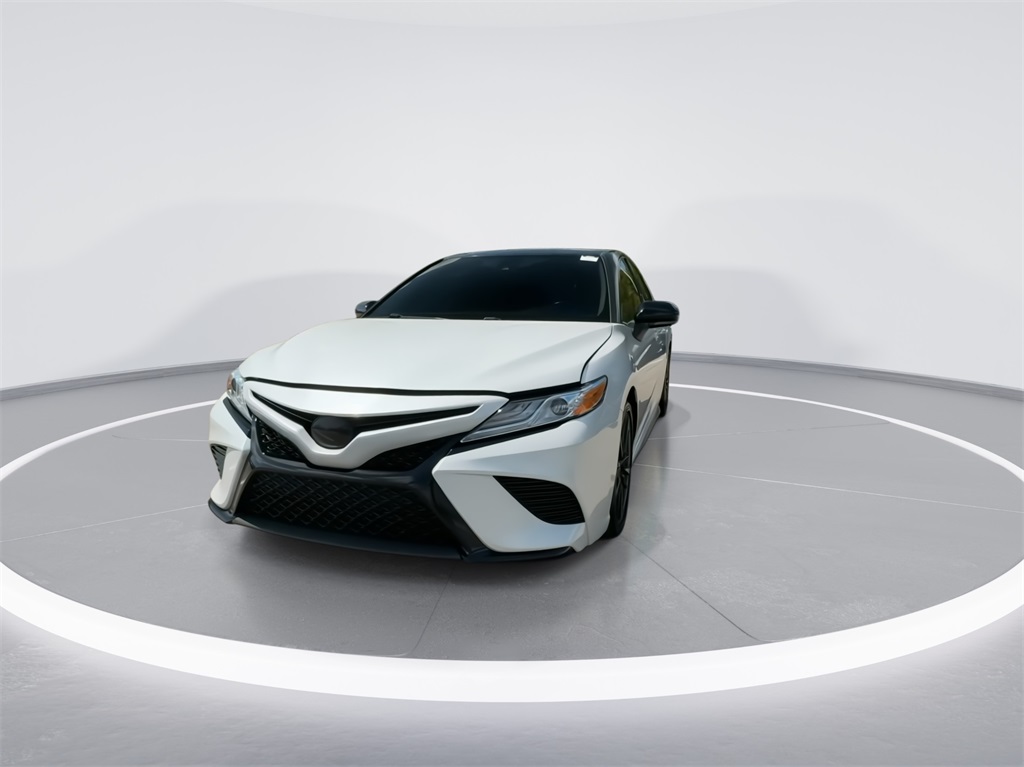 2020 Toyota Camry XSE 4