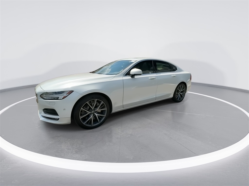 2017 Volvo S90 T6 Momentum 5