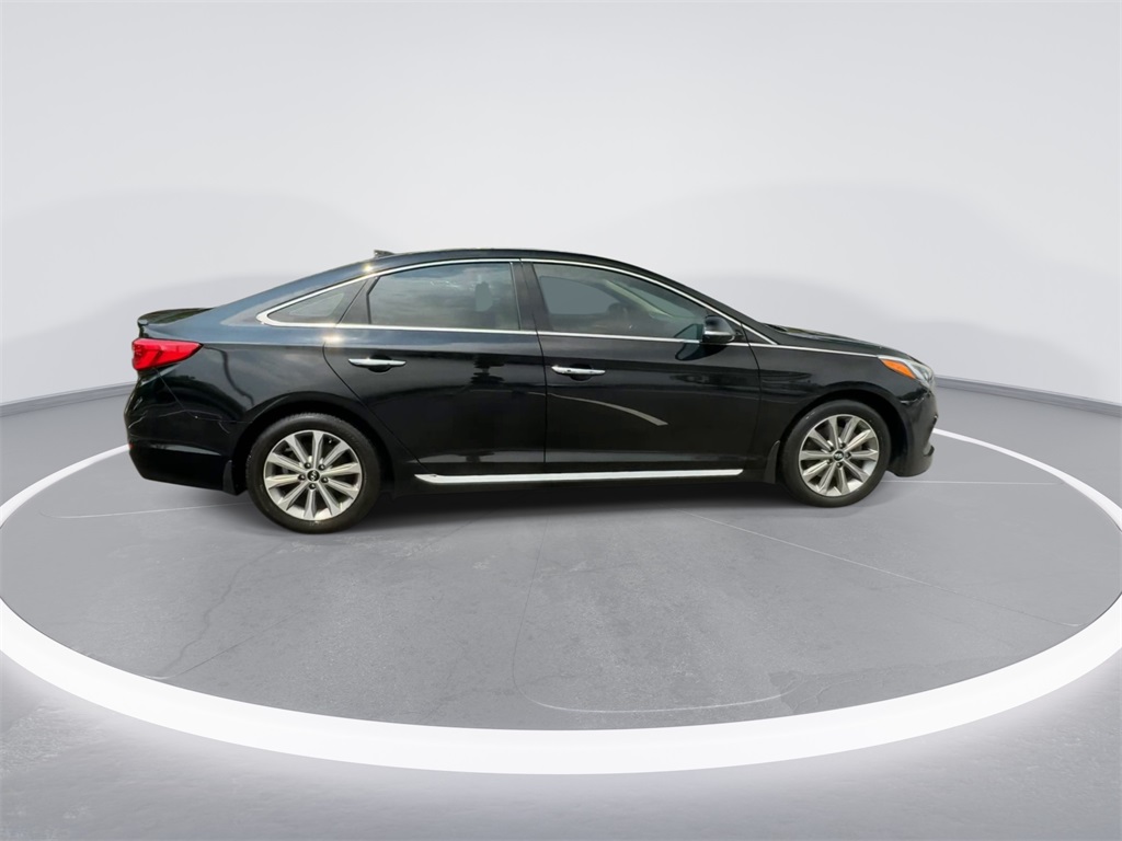 2016 Hyundai Sonata Base 11