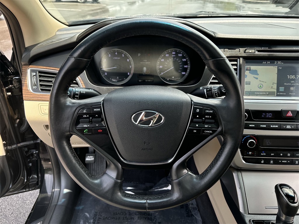 2016 Hyundai Sonata Base 18