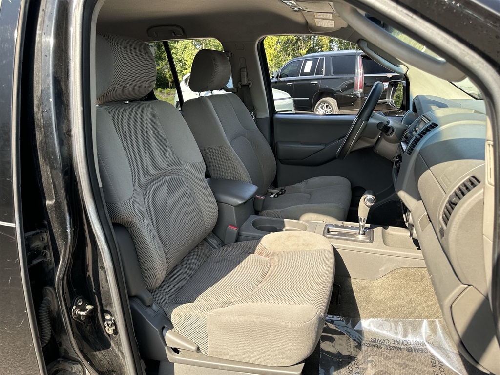 2005 Nissan Frontier SE 30