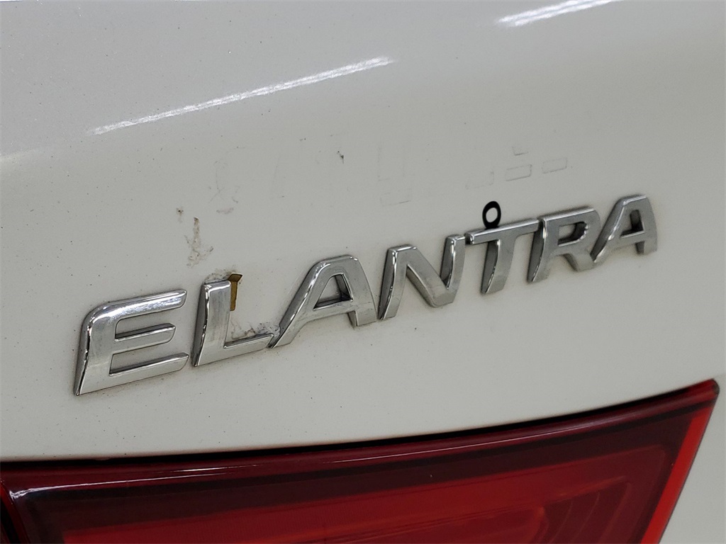 2016 Hyundai Elantra Value Edition 35