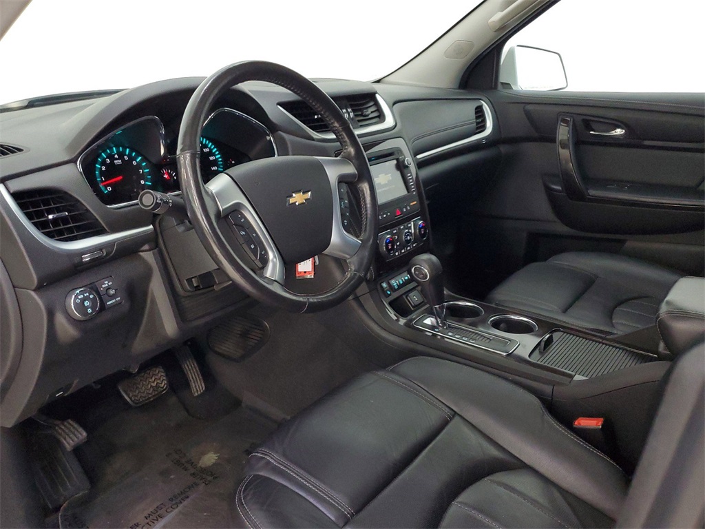 2017 Chevrolet Traverse Premier 29