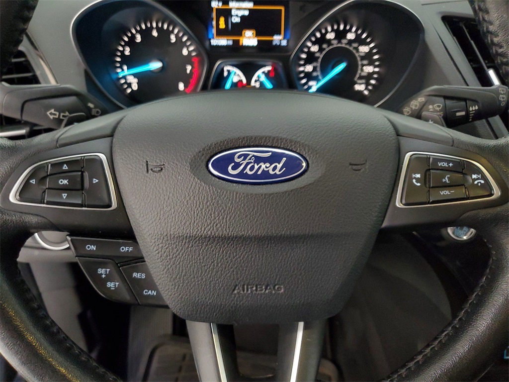 2017 Ford Escape Titanium 9