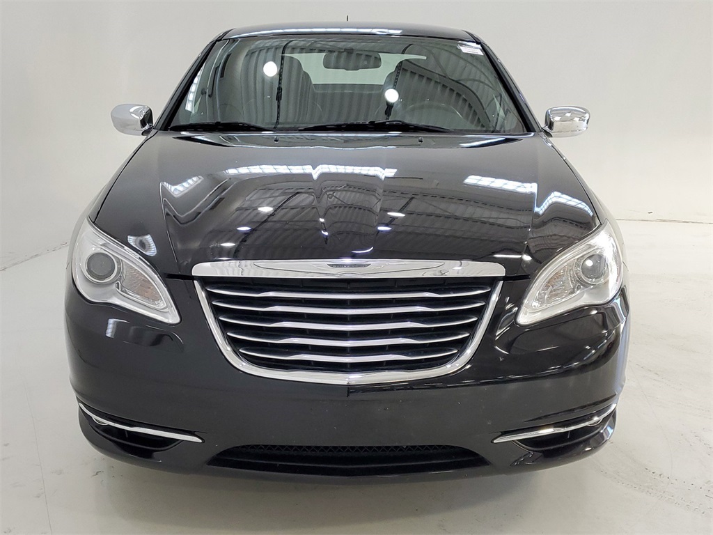 2014 Chrysler 200 Limited 2