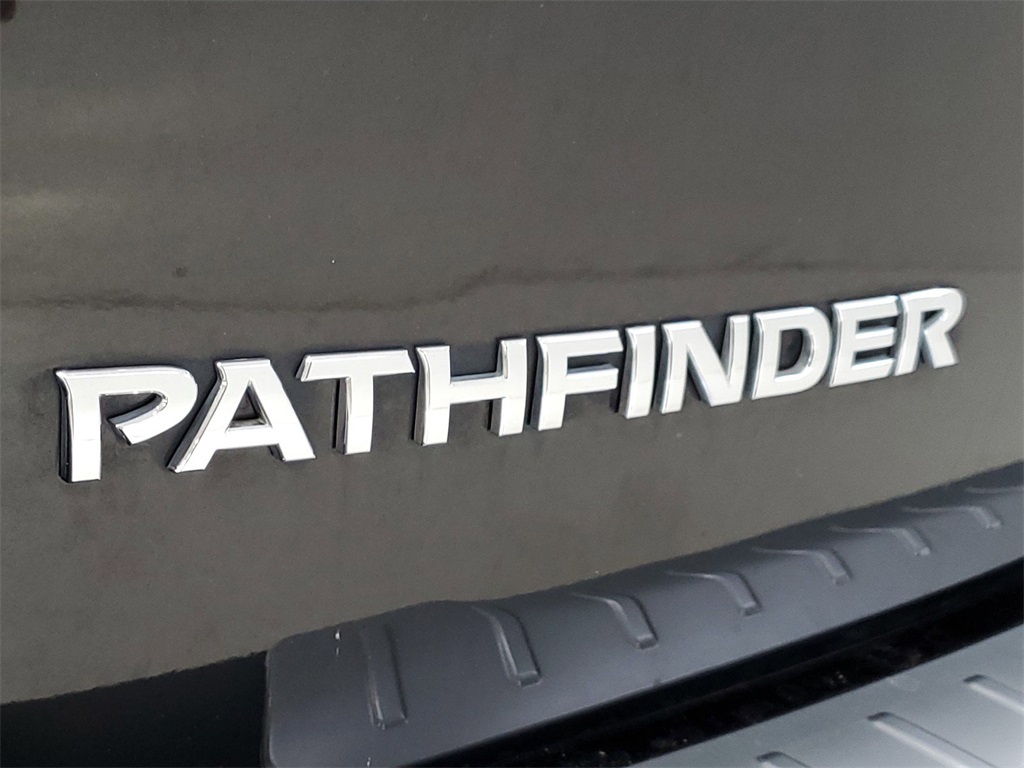 2018 Nissan Pathfinder Platinum 34