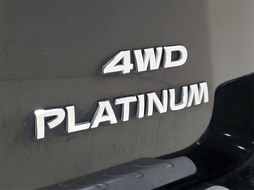 2018 Nissan Pathfinder Platinum 35