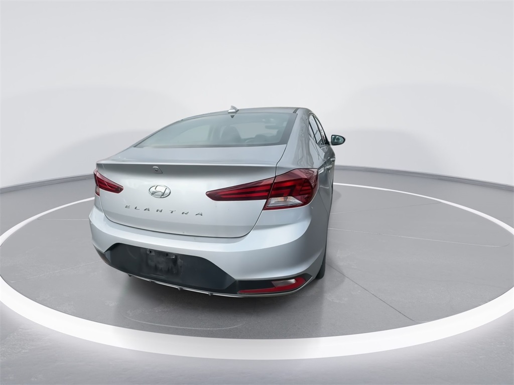 2020 Hyundai Elantra SEL 10