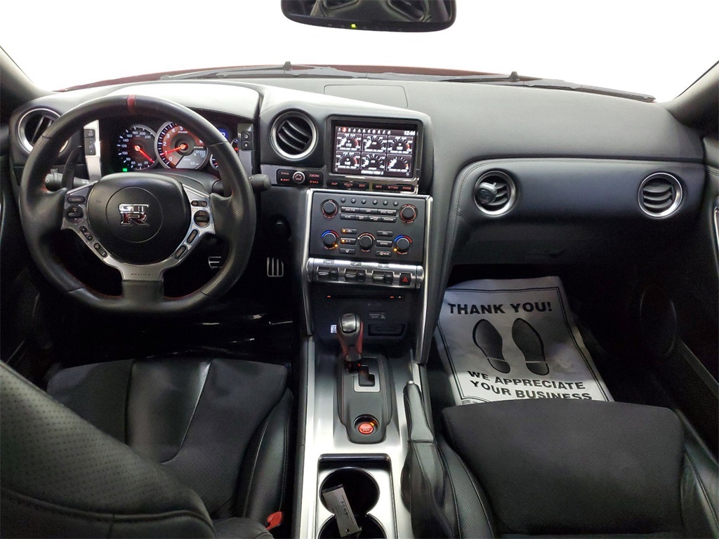 2009 Nissan GT-R Premium 8
