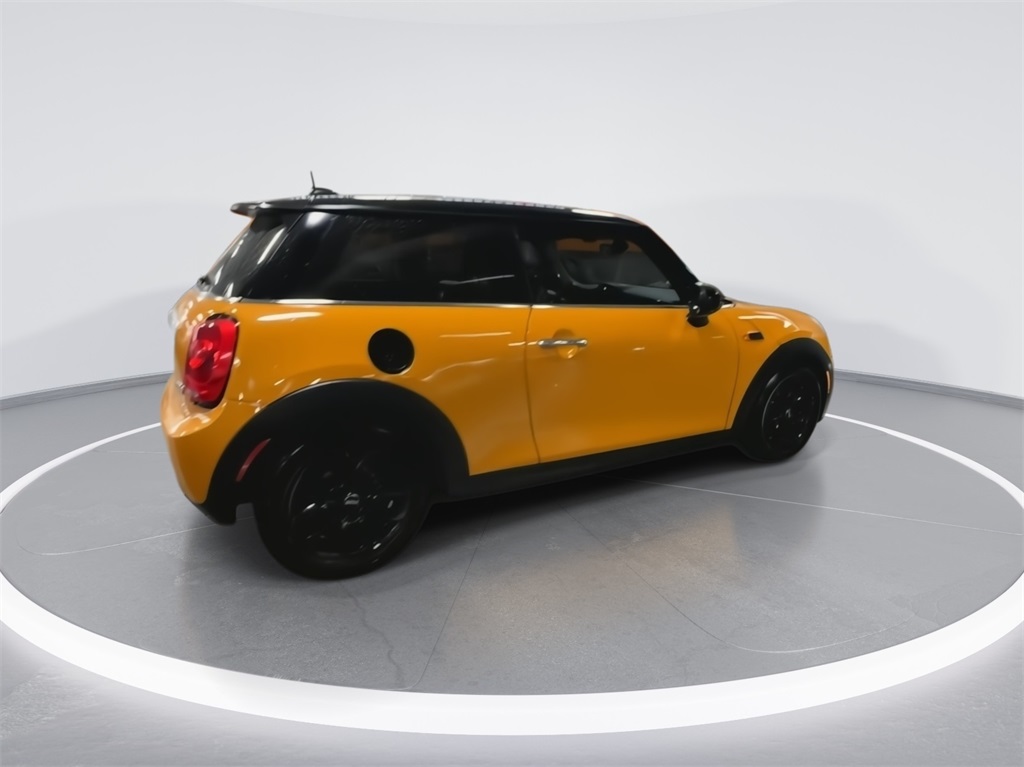 2014 MINI Cooper Base 11