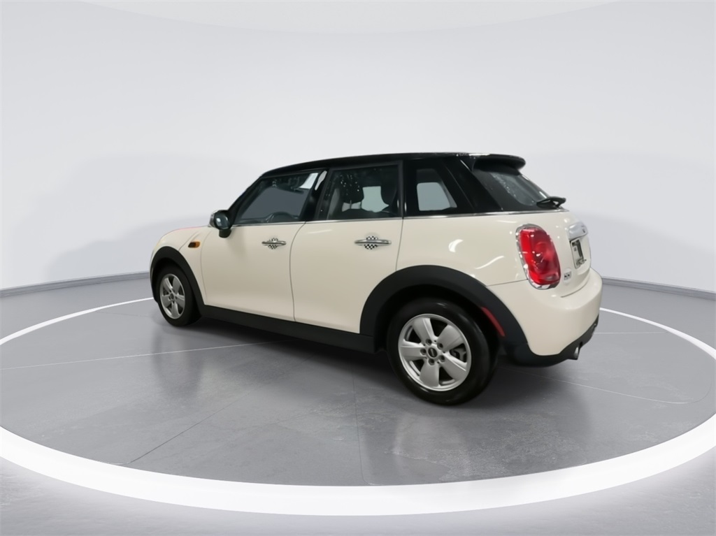 2015 MINI Cooper Base 8