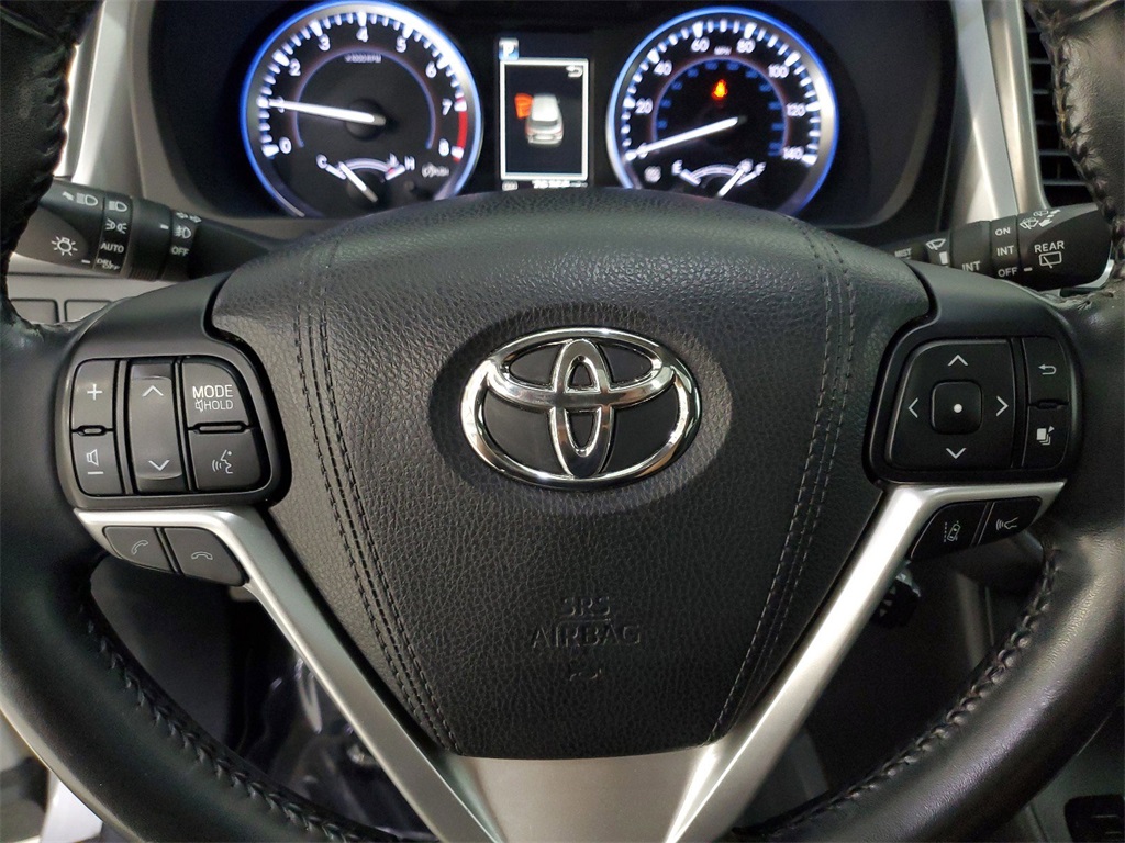 2018 Toyota Highlander XLE 10