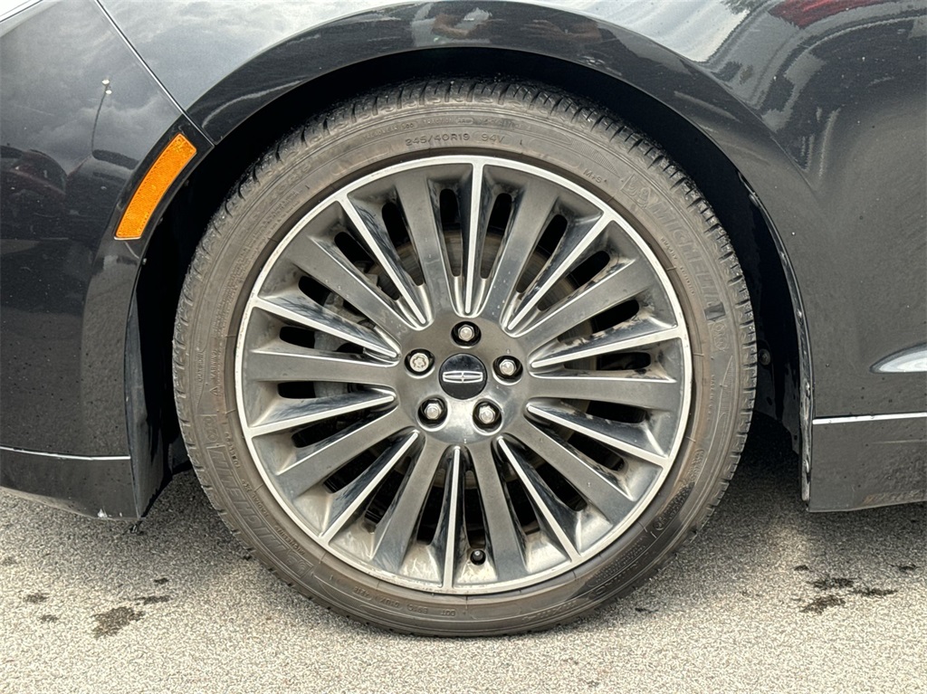 2015 Lincoln MKZ Base 15