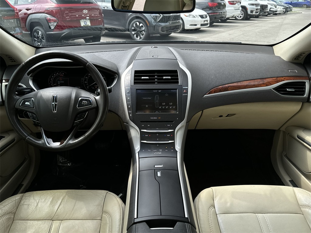 2015 Lincoln MKZ Base 20