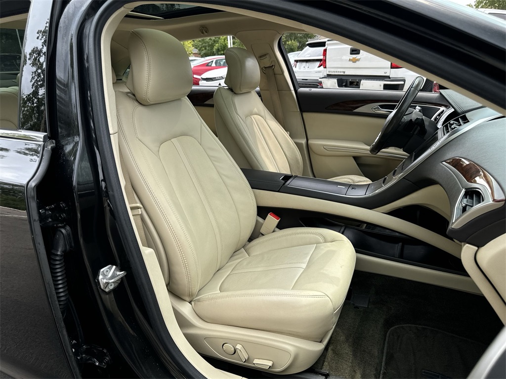 2015 Lincoln MKZ Base 36