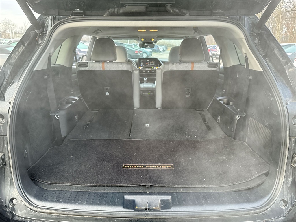 2023 Toyota Highlander Hybrid Bronze Edition 34