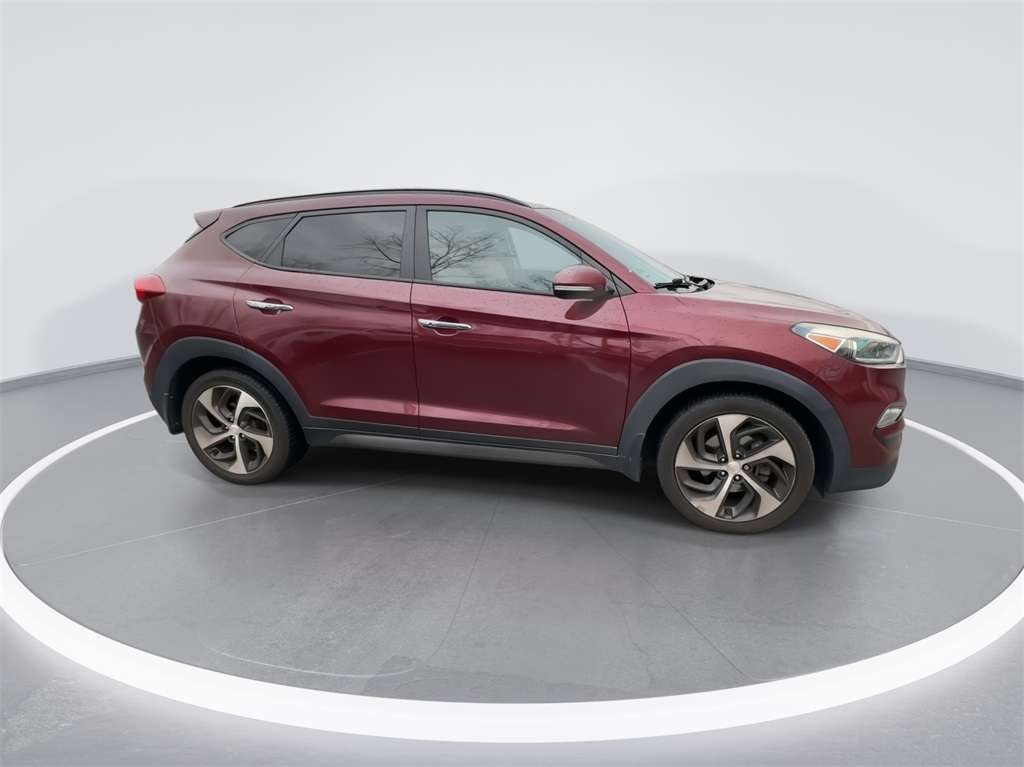 2016 Hyundai Tucson Limited 10