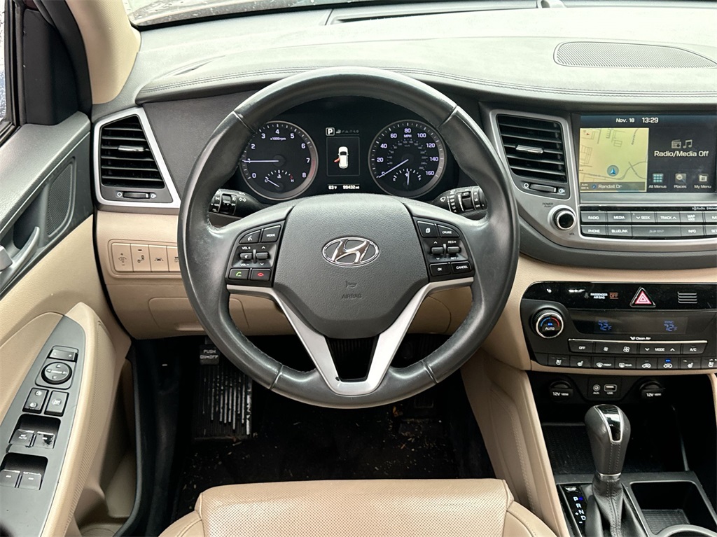 2016 Hyundai Tucson Limited 16