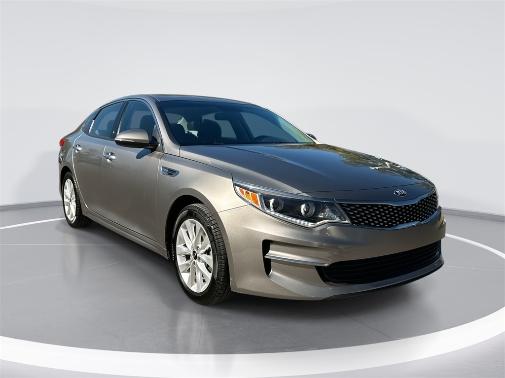 2017 Kia Optima EX 1