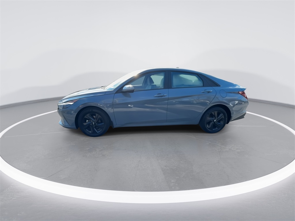 2022 Hyundai Elantra SEL 6