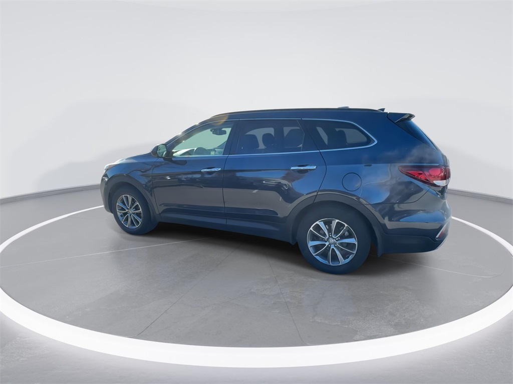 2018 Hyundai Santa Fe SE 8