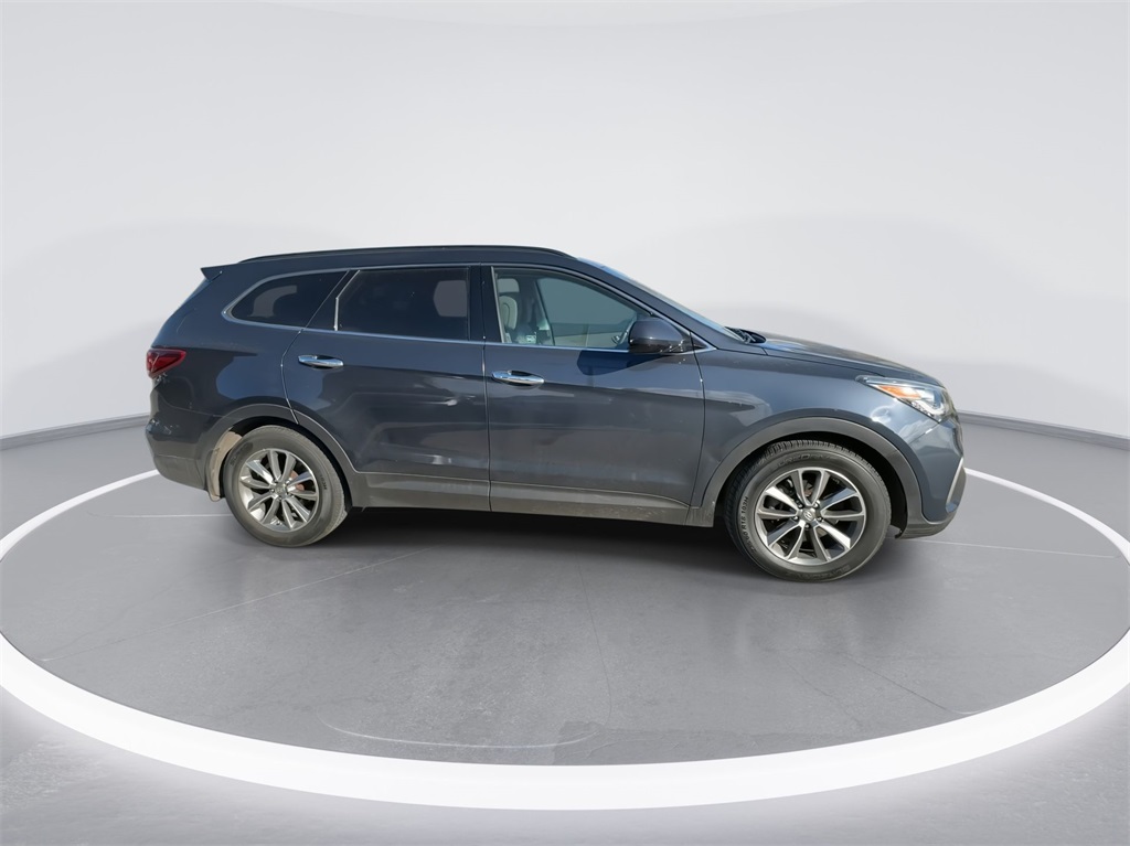 2018 Hyundai Santa Fe SE 13