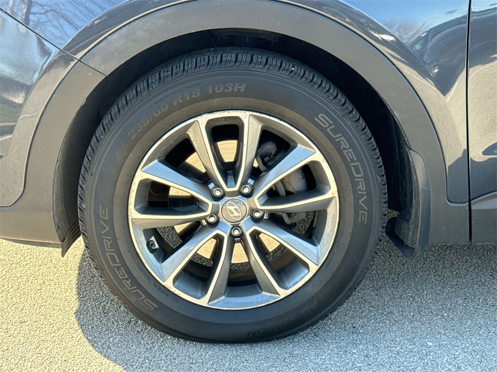 2018 Hyundai Santa Fe SE 15