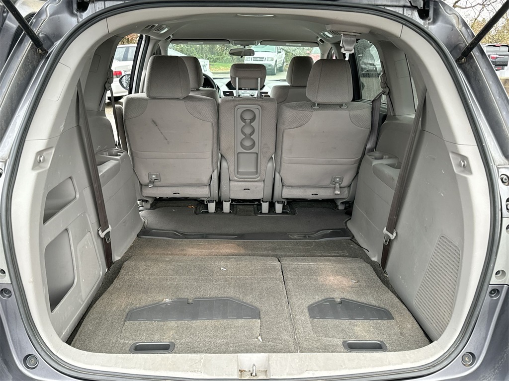 2015 Honda Odyssey EX 29