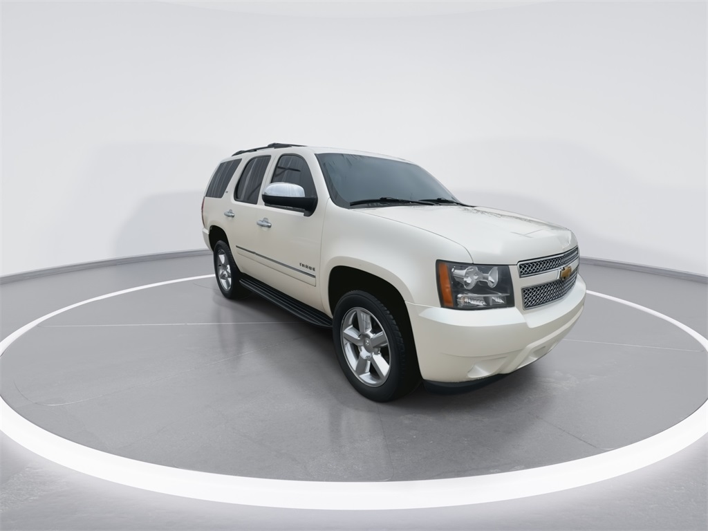 2013 Chevrolet Tahoe LTZ 2