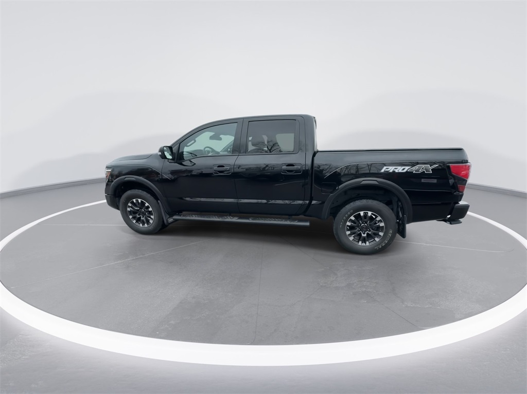 2021 Nissan Titan PRO-4X 7