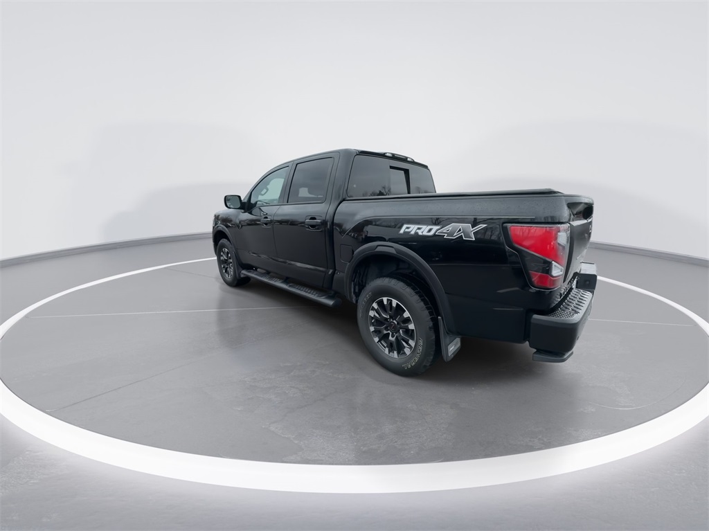 2021 Nissan Titan PRO-4X 8