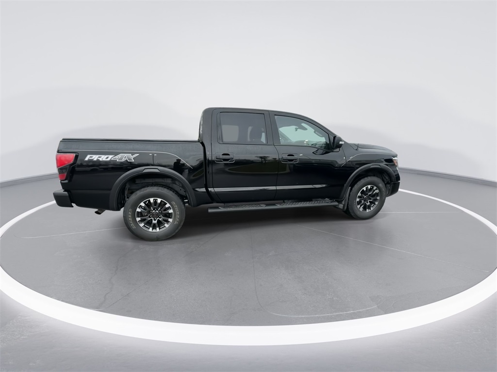 2021 Nissan Titan PRO-4X 12