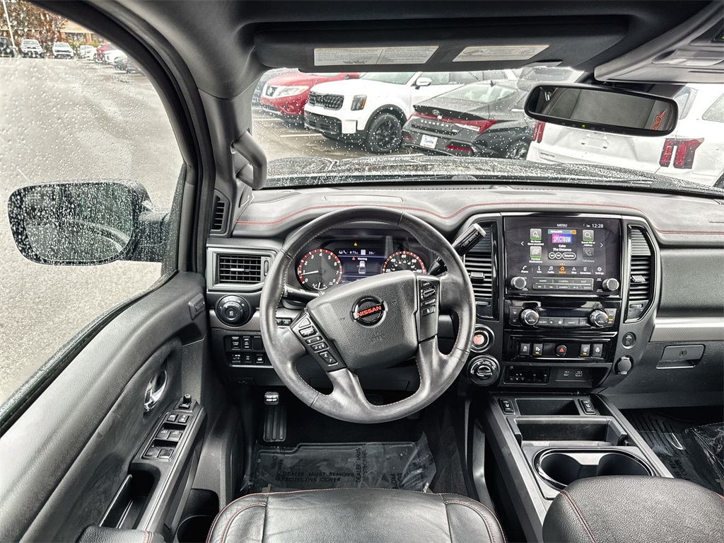 2021 Nissan Titan PRO-4X 17