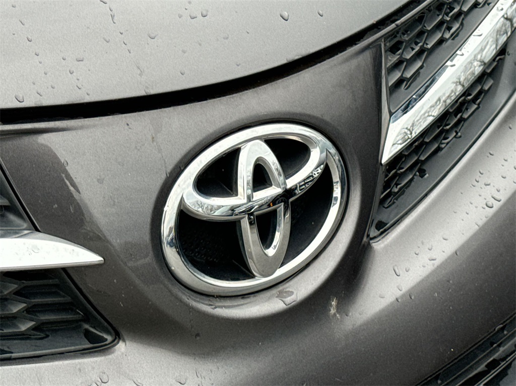 2013 Toyota RAV4 Limited 14