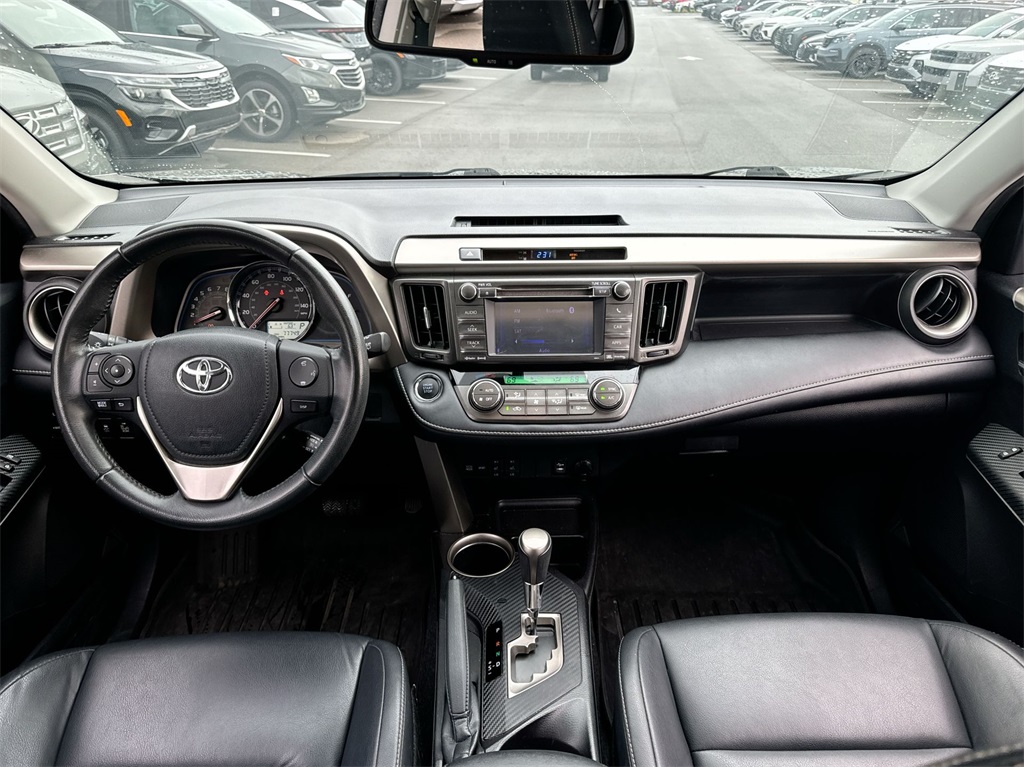 2013 Toyota RAV4 Limited 17