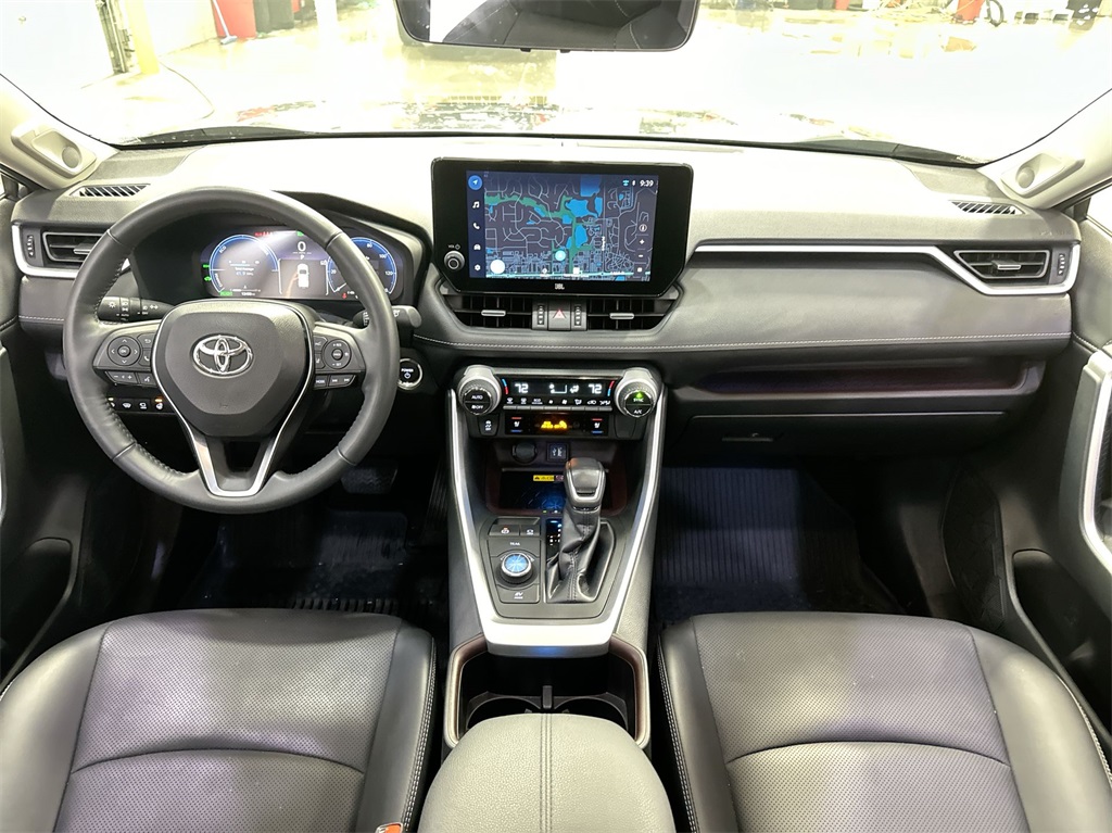 2024 Toyota RAV4 Hybrid Limited 11