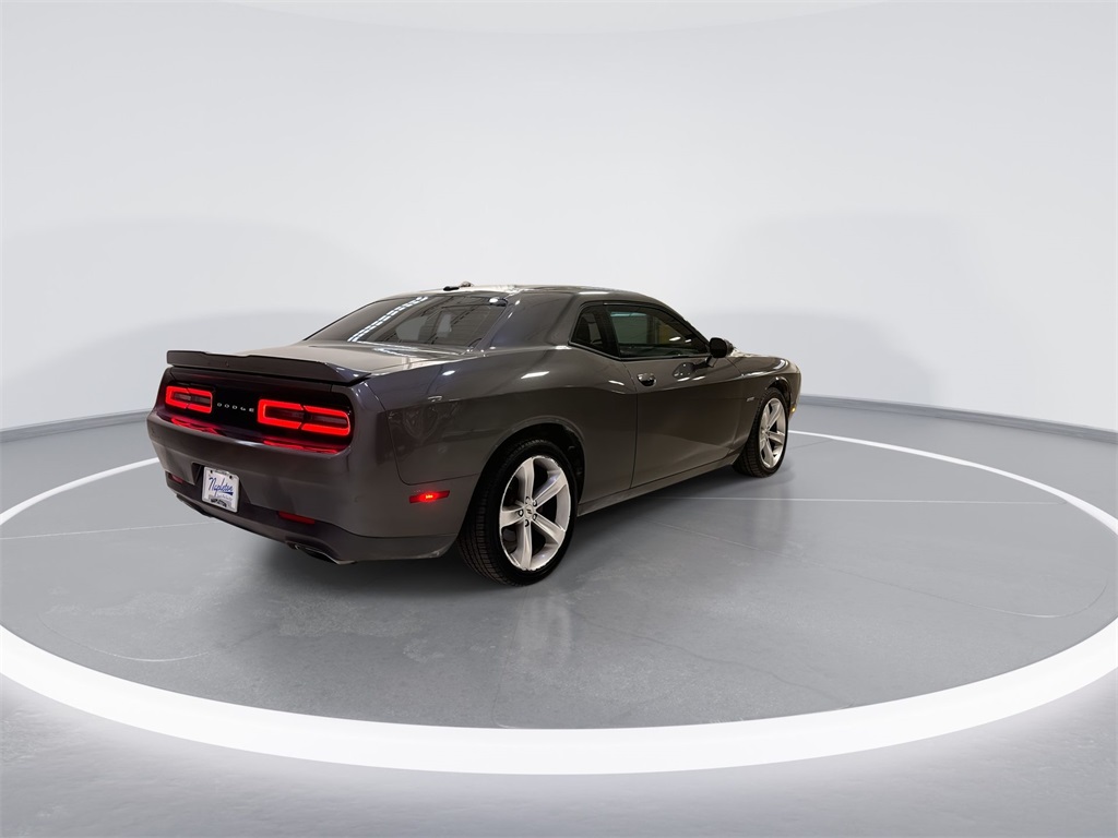 2018 Dodge Challenger R/T 6