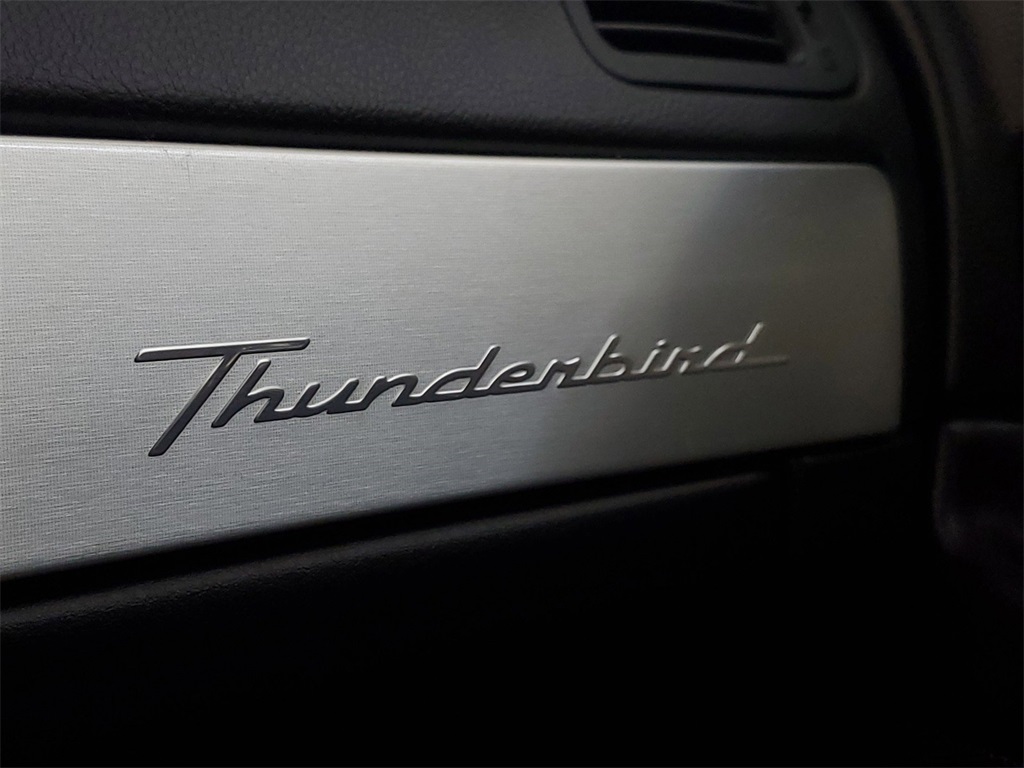2003 Ford Thunderbird Base 22
